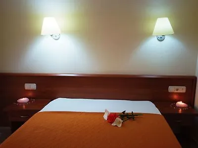 Turk Hotel Ölüdeniz 2*,  Turquía